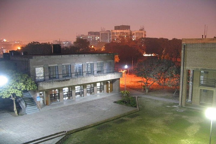 Indian Statistical Institute campus in New Delhi, Delhi, India — photo 2
