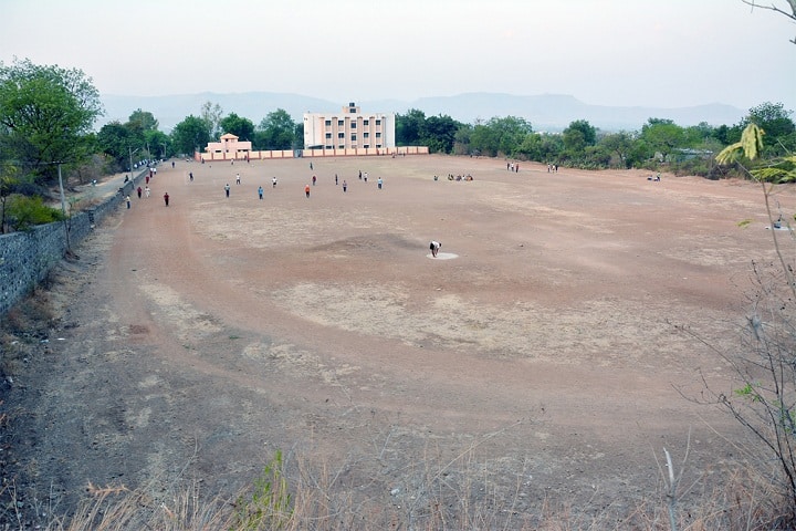Janata Shikshan Sanstha's Kisan Veer Mahavidyalaya campus in Wai, Maharashtra, India — photo 5