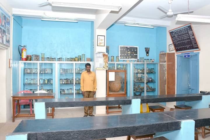 Janata Shikshan Sanstha's Kisan Veer Mahavidyalaya campus in Wai, Maharashtra, India — photo 6