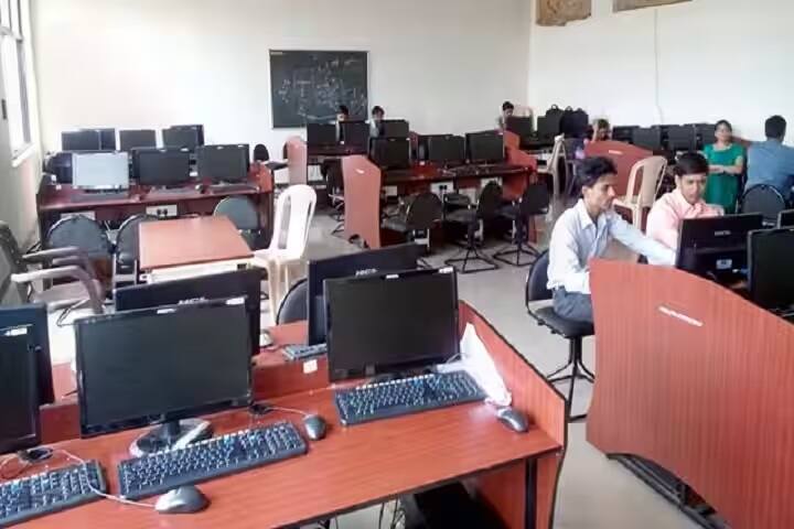 Siddhivinayak Technical Campus campus in Chincholi, Maharashtra, India — photo 4