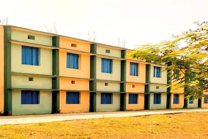 Priyadarshini Indira Degree College campus in Kalahandi, Odisha, India — photo 2