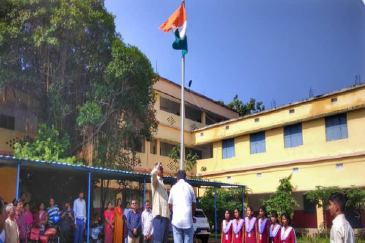 Maa Jhadeswari College campus in Sambalpur, Odisha, India — photo 2