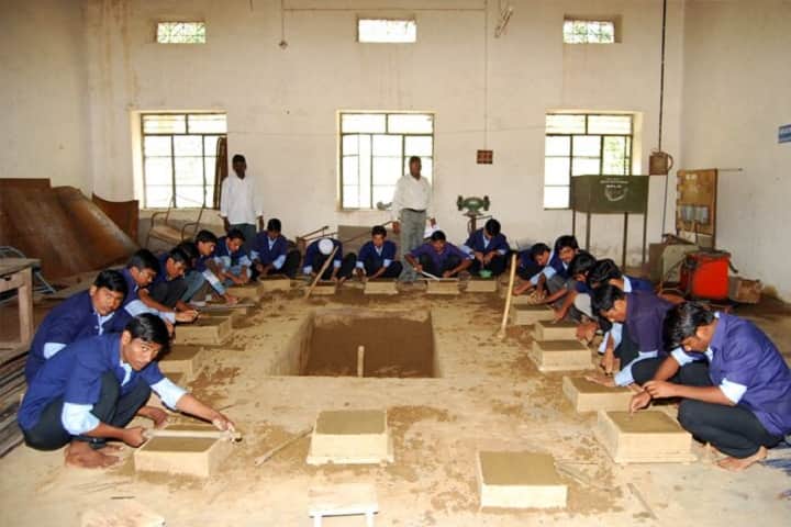 CV Charantimath Rural Polytechnic campus in Bagalkot, Karnataka, India — photo 3