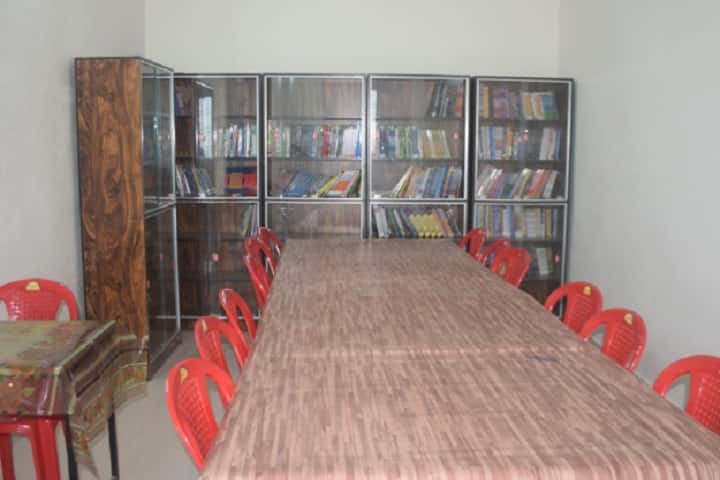 Pushpendra College of Pharmacy campus in Ambikapur, Chhattisgarh, India — photo 4