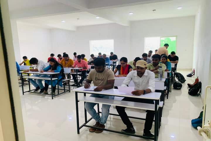 Pragya College of Pharmaceutical Sciences campus in Gaya, Bihar, India — photo 2