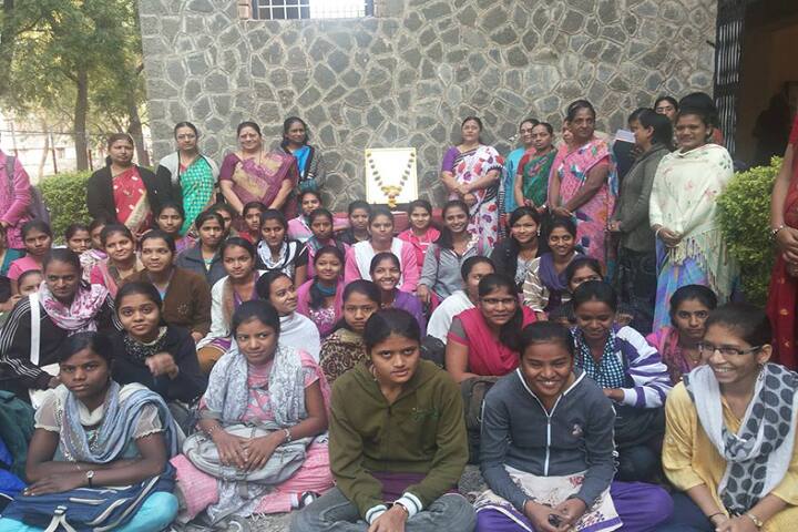 Smt Pushpatai Hiray Arts Science and Commerce Mahila Mahavidyalaya campus in Malegaon, Maharashtra, India — photo 6