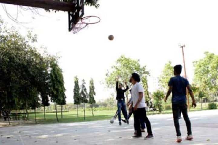IILM University campus in Greater Noida, Uttar Pradesh, India — photo 3