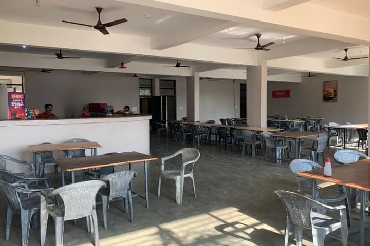 Yashraj College of Professional Studies campus in Kanpur Nagar, Uttar Pradesh, India — photo 5
