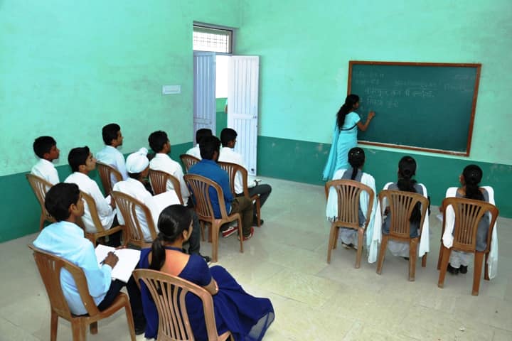 Sri Sant Prannath PG College campus in Sri Ganganagar, Rajasthan, India — photo 2