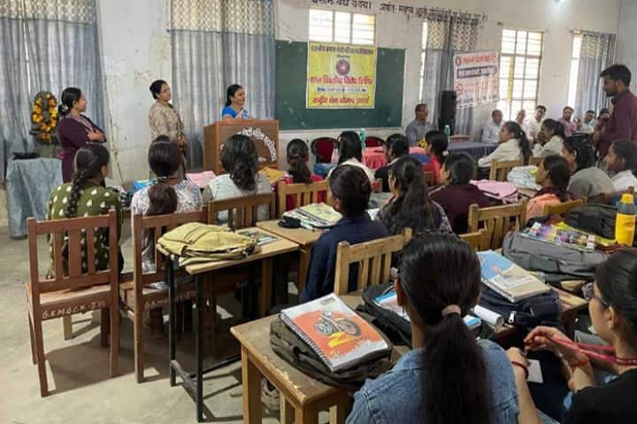 Government Kamla Modi PG Mahila Mahavidyalaya campus in Neem Ka Thana, Rajasthan, India — photo 2