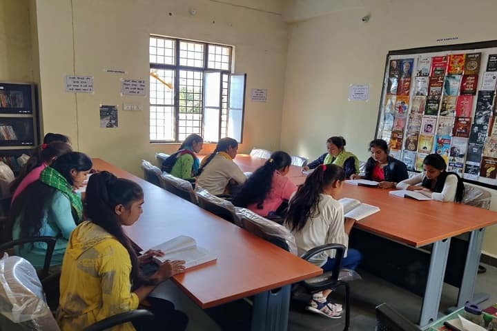 Government Girls Degree College campus in Chachaura-Binaganj, Madhya Pradesh, India — photo 2