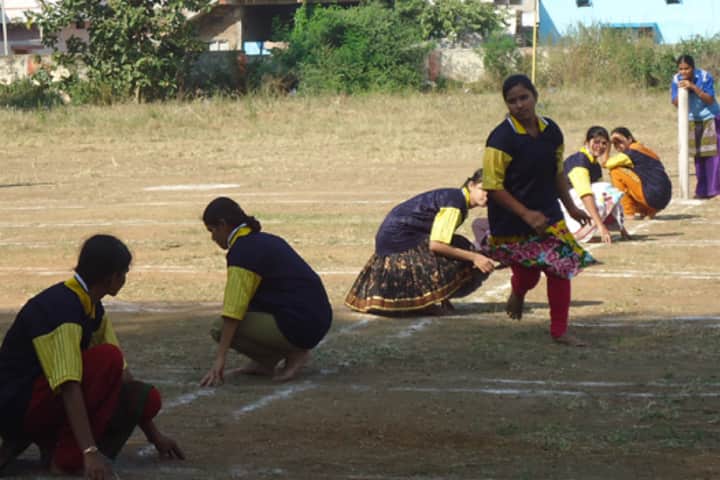 Womens College campus in Nizamabad, Telangana, India — photo 4