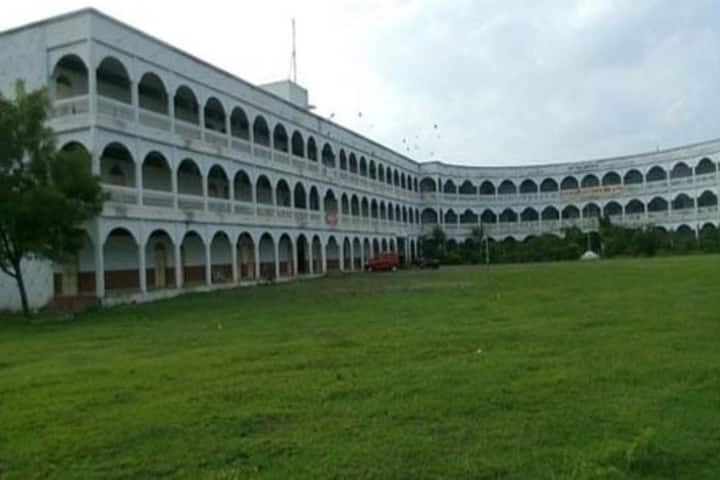 Mahila Vikas Sanstha Wardha's Arts and Science College campus in Pulgaon, Maharashtra, India — photo 2