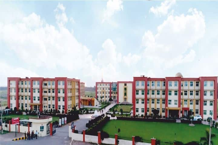 Universal Institute of Management and Technology campus in Lalru, Punjab, India — photo 1