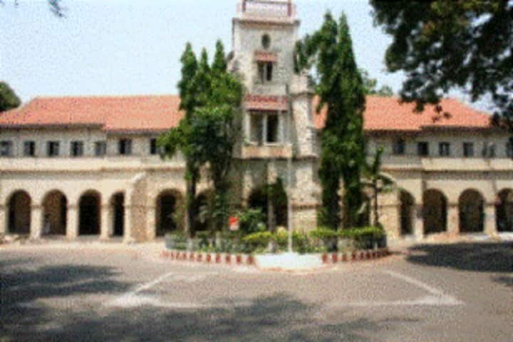Coimbatore Medical College campus in Coimbatore, Tamil Nadu, India — photo 1