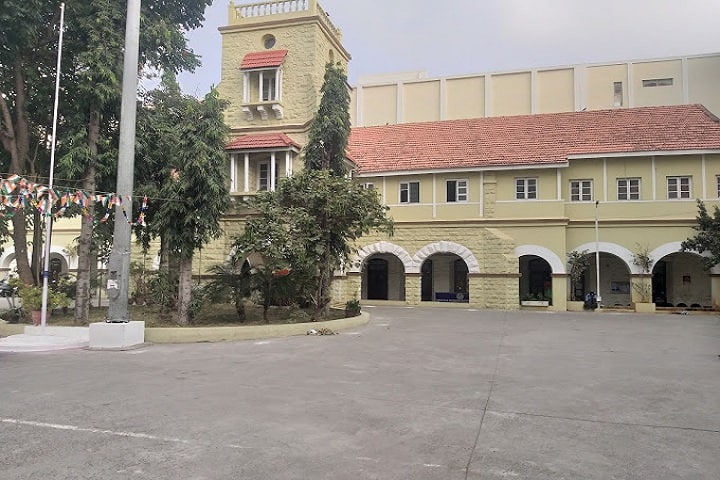 Coimbatore Medical College campus in Coimbatore, Tamil Nadu, India — photo 2
