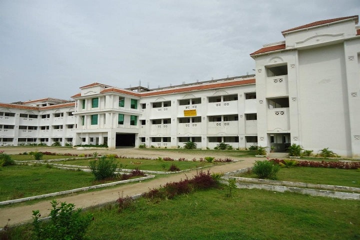 Tirupattur Arts and Science College campus in Tirupattur, Tamil Nadu, India — photo 1