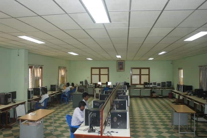 Christ The King Polytechnic College campus in Coimbatore, Tamil Nadu, India — photo 2