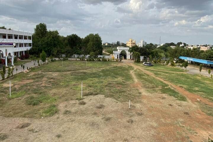 Sapthagiri Degree and PG College campus in Hindupur, Andhra Pradesh, India — photo 3