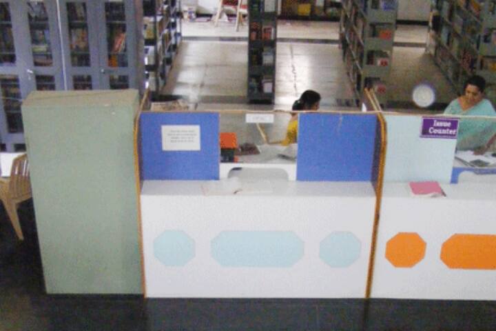 Shankarlal Khandelwal Arts Science and Commerce College campus in Akola, Maharashtra, India — photo 5