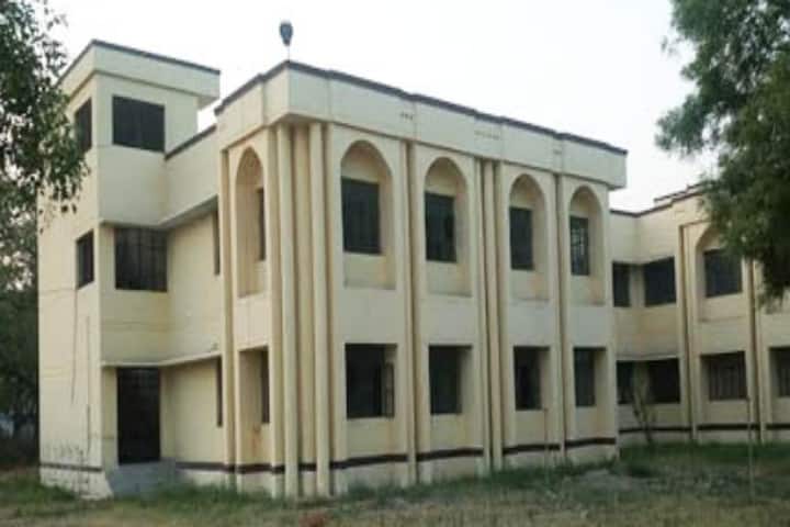 Chaudhary Mukhtar Singh Government Girls Polytechnic campus in Meerut, Uttar Pradesh, India — photo 2