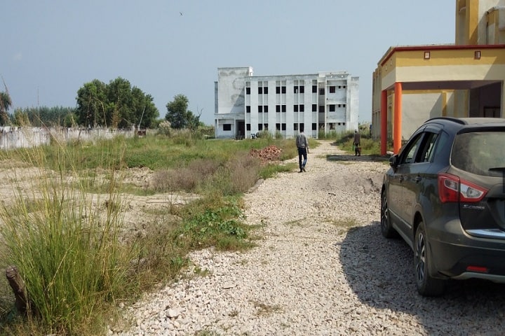 Chatrapati Sahuji Maharaj Government Polytechnic campus in Gonda, Uttar Pradesh, India — photo 2