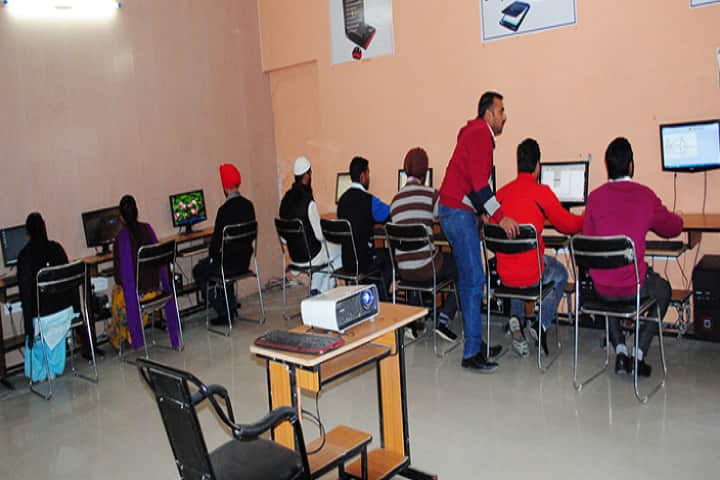 SGTB College of Education campus in Malerkotla, Punjab, India — photo 4