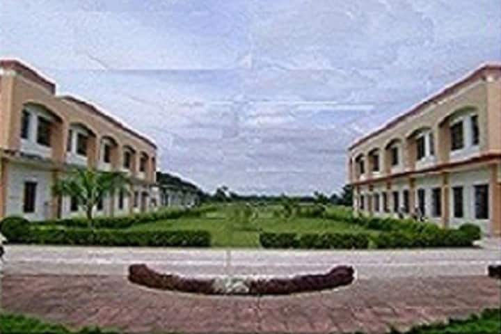Ram Prasad Bismil Memorial Degree College campus in Lucknow, Uttar Pradesh, India — photo 1