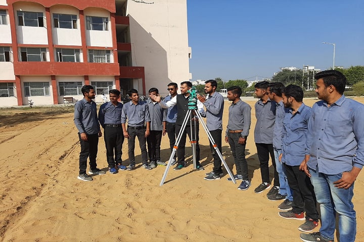 Ch Bansilal Government Polytechnic campus in Bhiwani, Haryana, India — photo 2