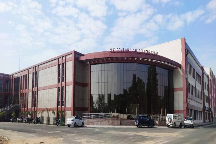 Shri Kalyan Government Medical College campus in Sikar, Rajasthan, India — photo 3