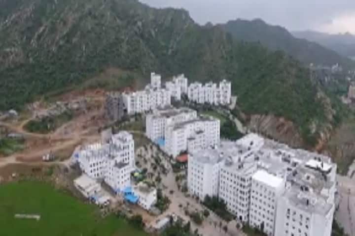 PMCH Udaipur campus in Udaipur, Rajasthan, India — photo 1
