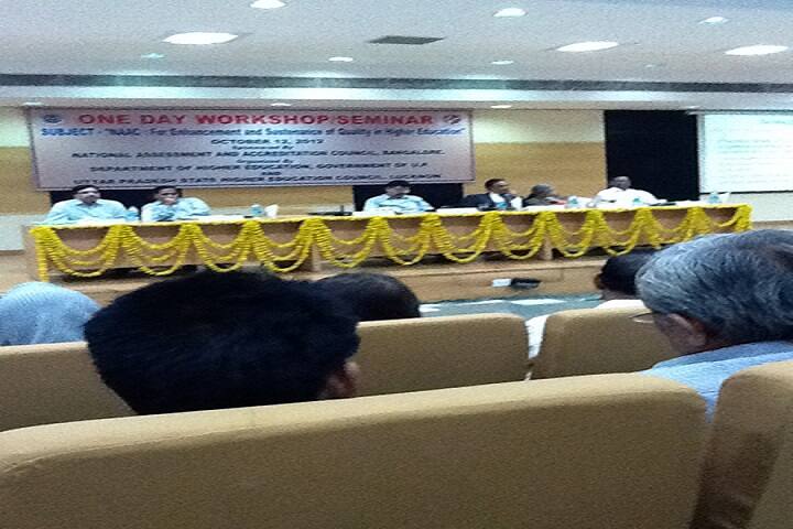 Tilak Dhari Post Graduate College campus in Jaunpur, Uttar Pradesh, India — photo 5