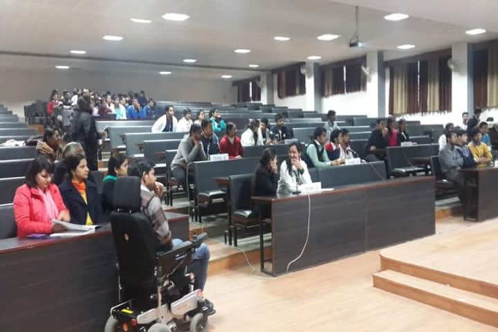 Mahatma Gandhi Medical College and Hospital campus in Jaipur, Rajasthan, India — photo 2