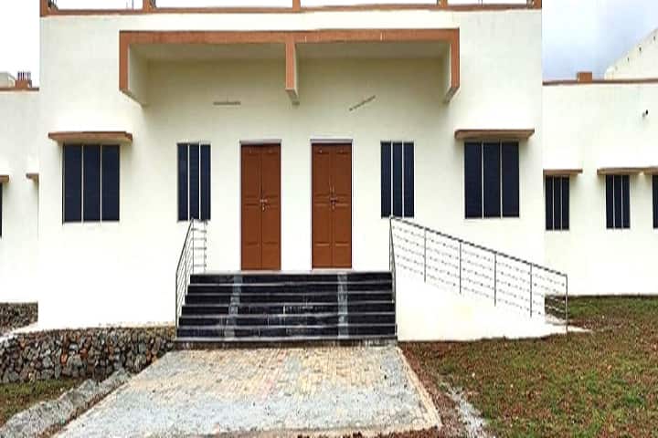 Karnataka University campus in Gadag, Karnataka, India — photo 1