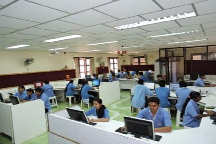 Cauvery Polytechnic campus in Kodagu, Karnataka, India — photo 4