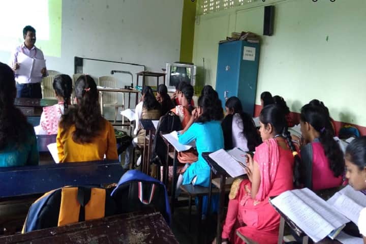 Sadashivrao Mandlik Mahavidyalaya campus in Murgud, Maharashtra, India — photo 4