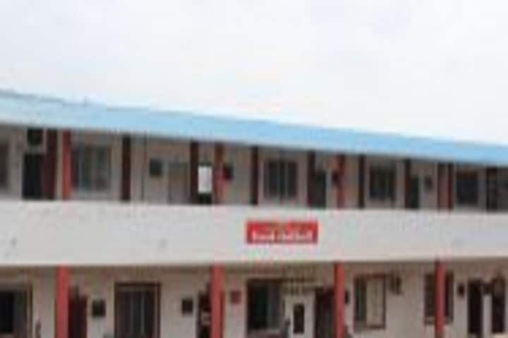 Shrimati Indira Mahadev Beharay College of Arts Shriman Chandulal Sheth College of Commerce and Shrimati Shobhanatai Chandulal Sheth College of Science campus in Khed, Maharashtra, India — photo 2