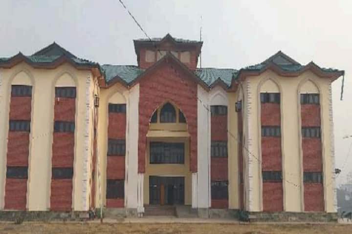 Srinagar Women College campus in Srinagar, Jammu and Kashmir, India — photo 1