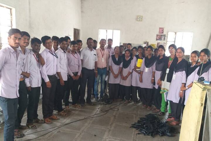 Lokmangal Science and Entrepreneurship College campus in Wadala, Maharashtra, India — photo 3