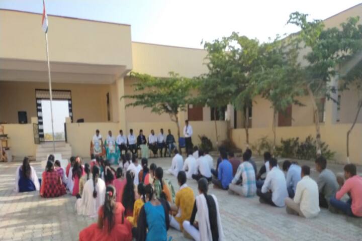 Shri Chandrashekar Mallikarjun Mamani Government First Grade College campus in Yaragatti, Karnataka, India — photo 5