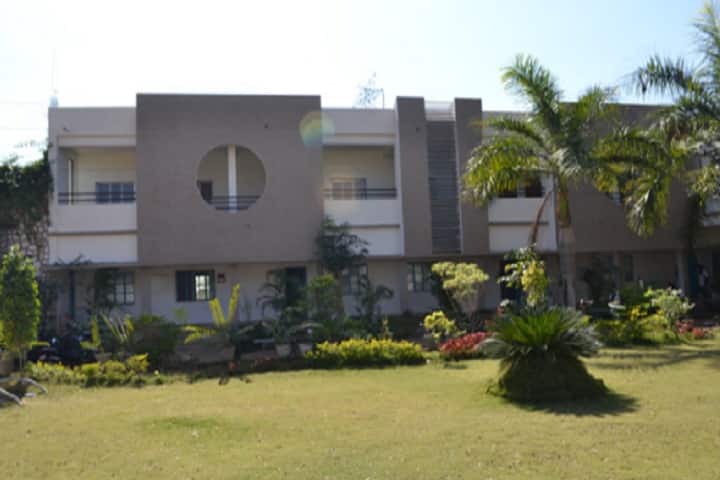 Shri Govindrao Munghate Arts and Science College campus in Gadchiroli, Maharashtra, India — photo 2