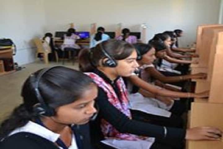 Shri Govindrao Munghate Arts and Science College campus in Gadchiroli, Maharashtra, India — photo 5