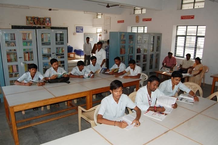 BVVS SR Vastrad Rural Polytechnic campus in Bagalkot, Karnataka, India — photo 3