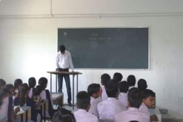 Brahmdevdada Mane Polytechnic campus in Solapur, Maharashtra, India — photo 2