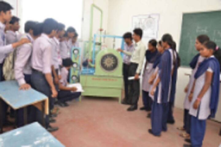 Brahmdevdada Mane Polytechnic campus in Solapur, Maharashtra, India — photo 3
