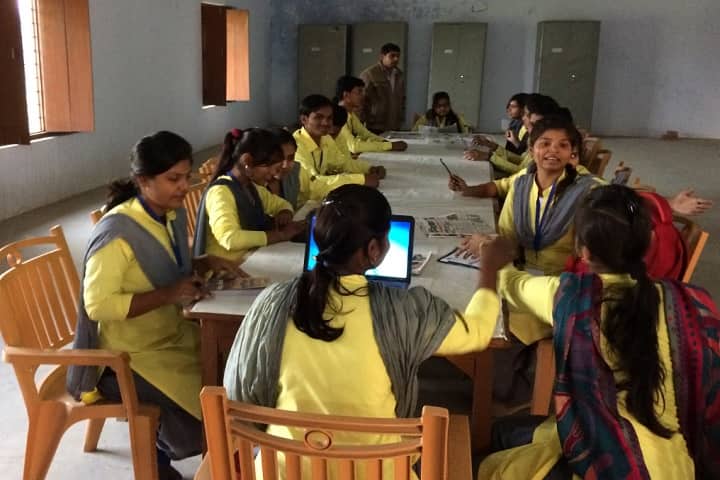 Azad Degree College campus in Bareilly, Uttar Pradesh, India — photo 5