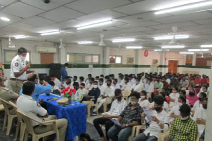 Sarada College campus in Vijayawada, Andhra Pradesh, India — photo 2