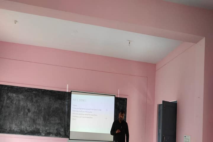 Government First Grade College for Women campus in Krishnarajpete, Karnataka, India — photo 3