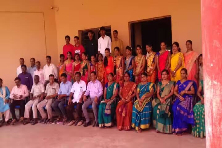 Government First Grade College campus in Chikodi, Karnataka, India — photo 3