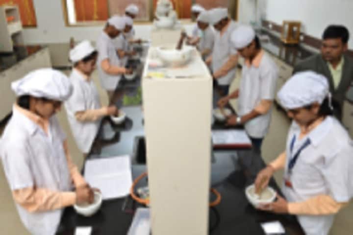 RG Sapkal Institute of Pharmacy campus in Nashik, Maharashtra, India — photo 5